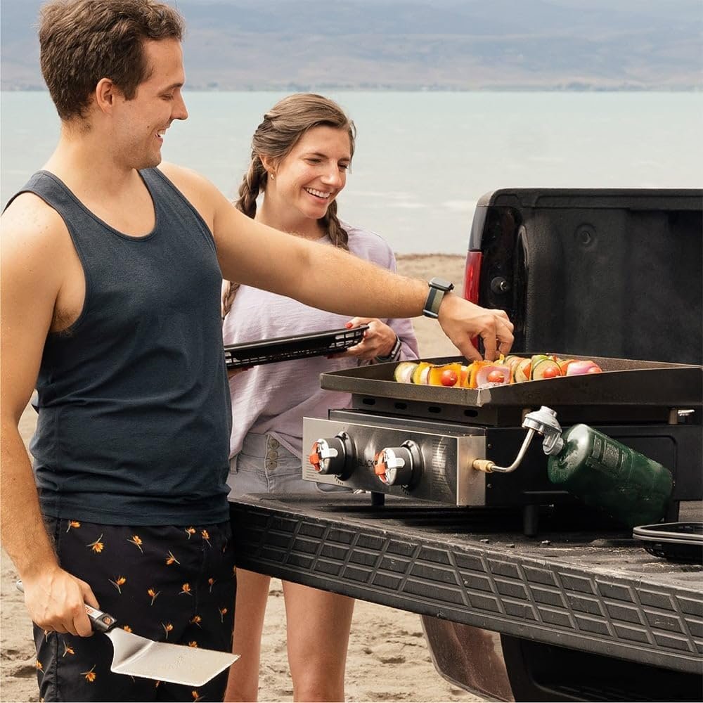 Blackstone On The Go 22 Omnivore Griddle RV-Ready Package