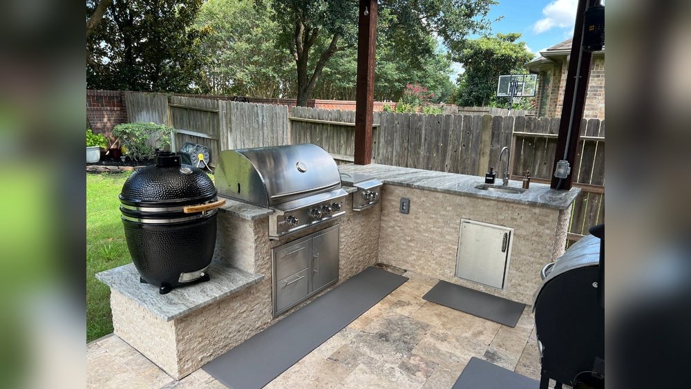 Outdoor Kitchens: Transform Your Backyard Into a Culinary Oasis